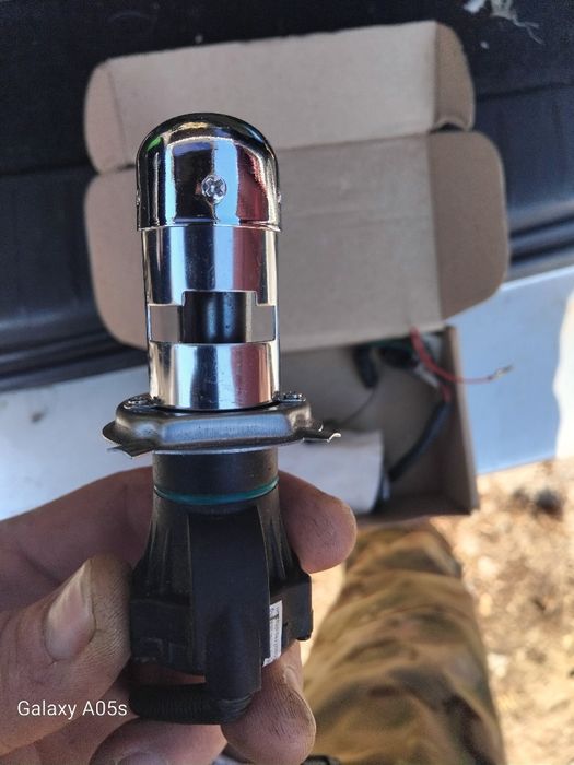 Лампи Н-4 біксенон