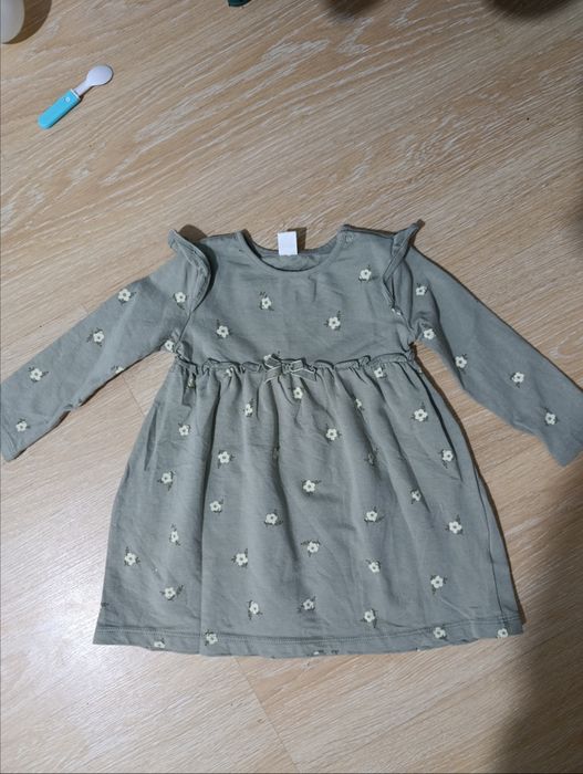 Платье на девочку 18-24 мес