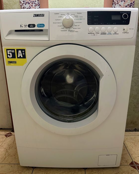 Пральна машинка Zanussi