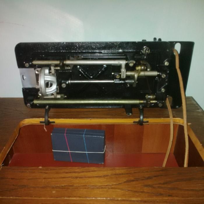 Швейная машина Minerva 126 Чехословакия Идеальный шов