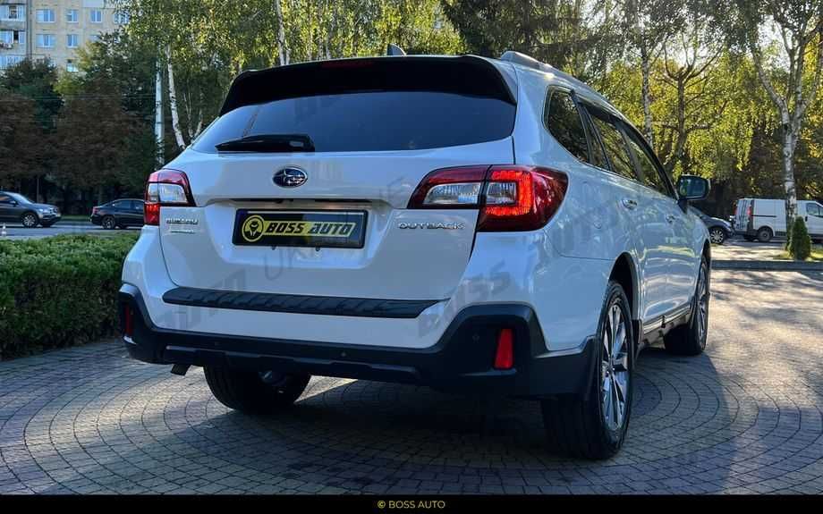 Subaru Outback 2018 2.5L в комплектації Touring (максимальна)
