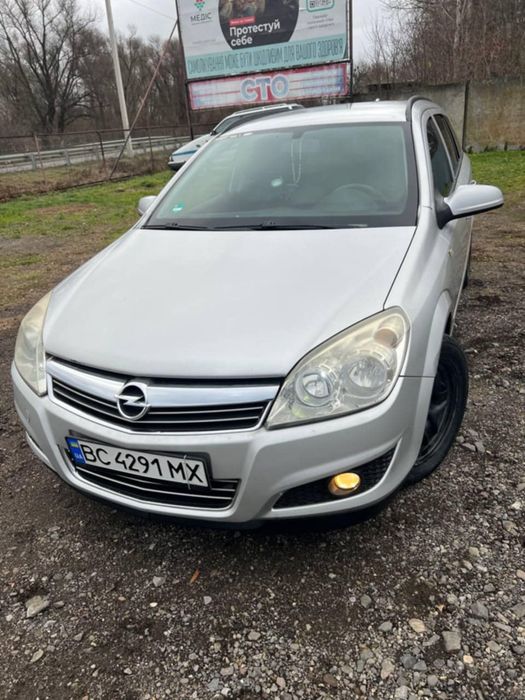 Опель астра h 2009 r .1.7