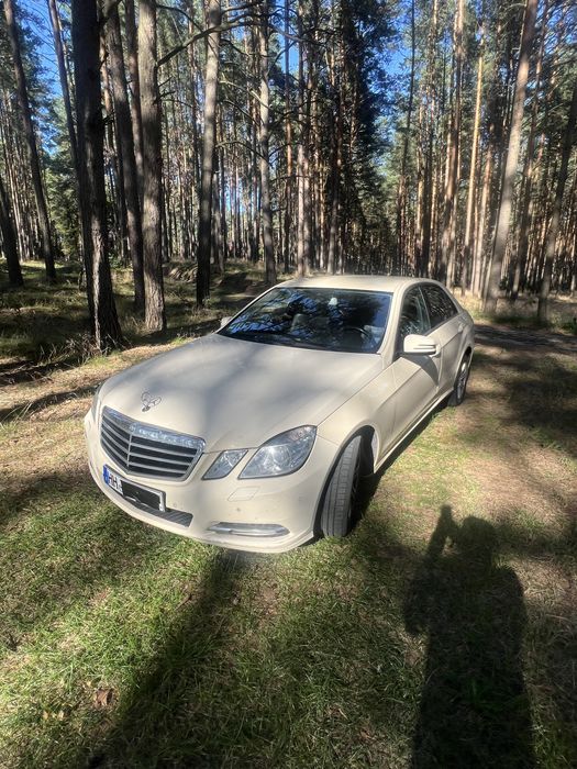 Sprzedam Mercedes benz E klase Cdi rok 2012  w212