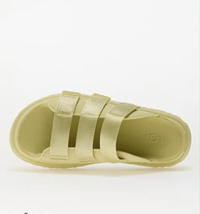 Ugg goldenglow. US 8