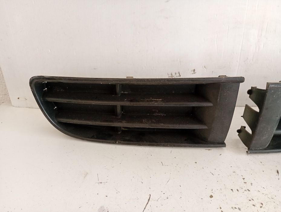 Grelha Para Choques  VW Polo 2002
