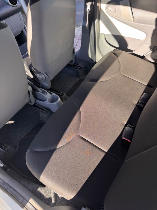TOYOTA AYGO - 2011 - Gasolina