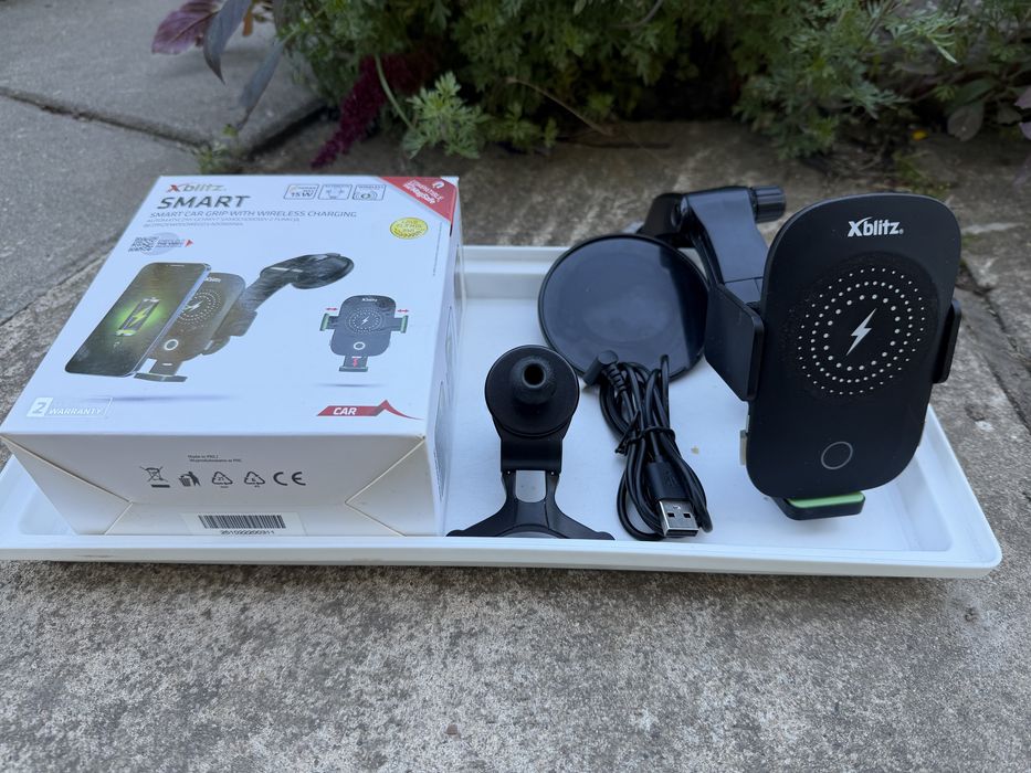 Uchwyt samochodowy Xblitz Smart