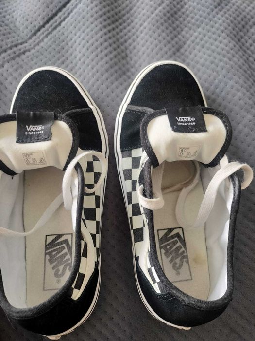 Trampki Vans rozm 38. 5 . Raz założone . Sprzedaż grzecznościowa