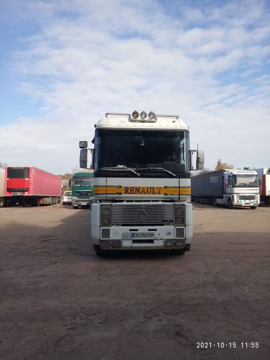 Продам машину тягач