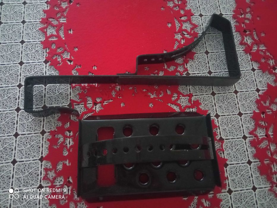 Taśma dekarska fix, spinki do dachówki, stopień kominiarski, farba IVT