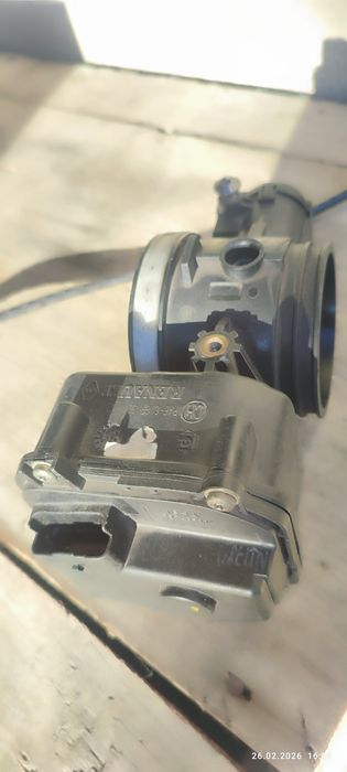 Продам дроссель 2,0 ide бензин