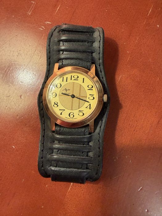 Годиники наручні по 1000 грн., за штуку