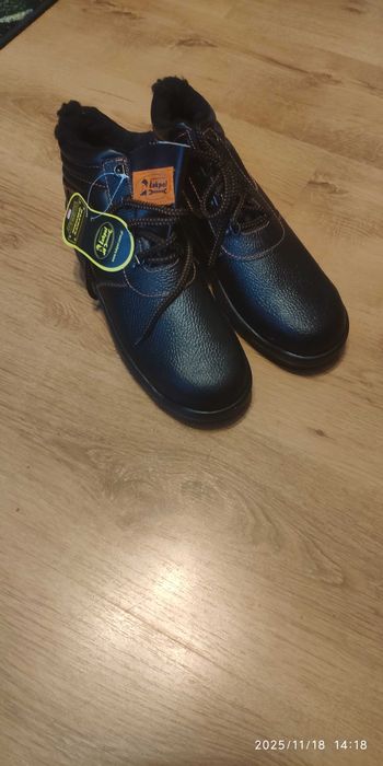 Obuwie robocze trzewiki Łuk-Pol 909 roz 42