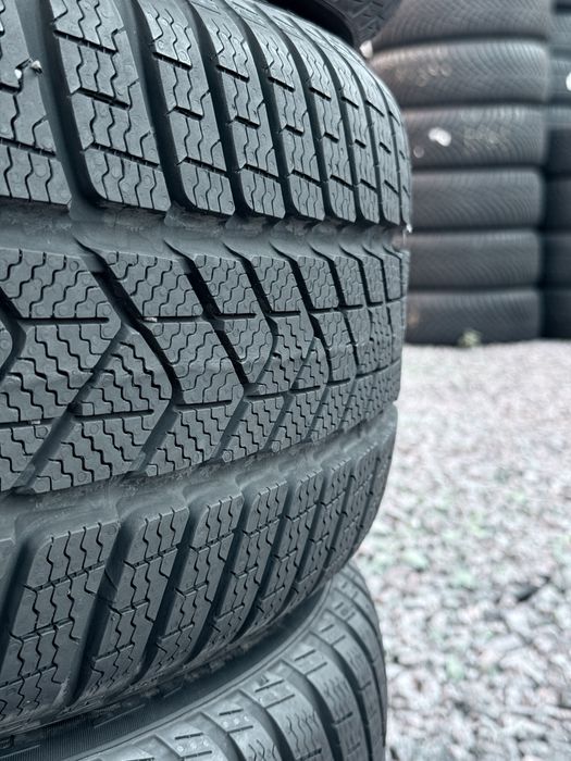 245 45 18 Pirelli Sottozero 3 НОВІ