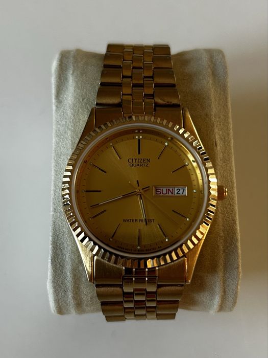 Citizen Quartz daydate