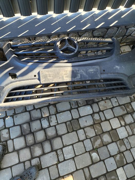 Бампер передній Vito 447 під парктроніки