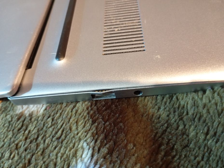 Huawei model NbB-WAH9Q