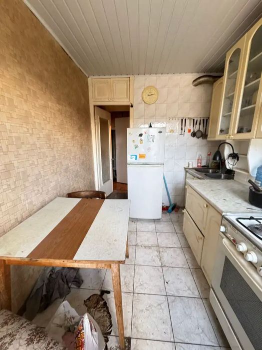 Продажа 3ком на Победе-1. Набережная Победы