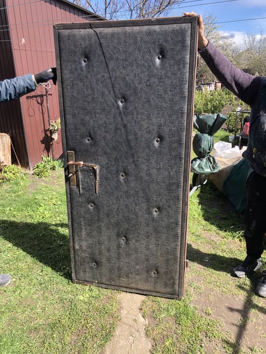 Дверь металлическая бу