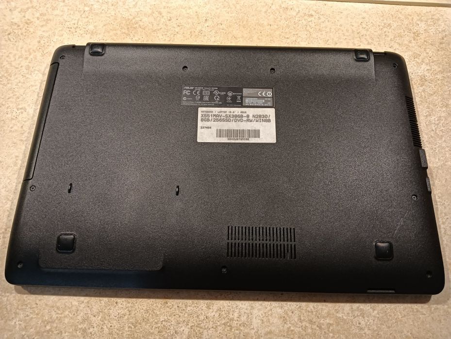 Laptop Asus X55 windows 10