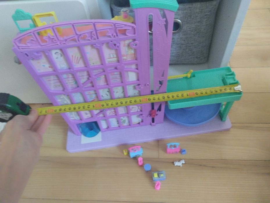 Duży playset Polly Pocket centrum handlowe z windą Mattel
