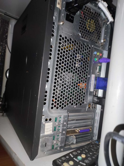 Komputer stacjonarny zestaw