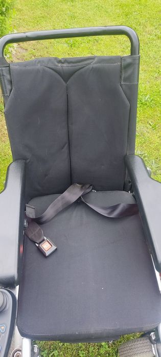 Elektryczny wózek b+b invacare inwalidzki ładny