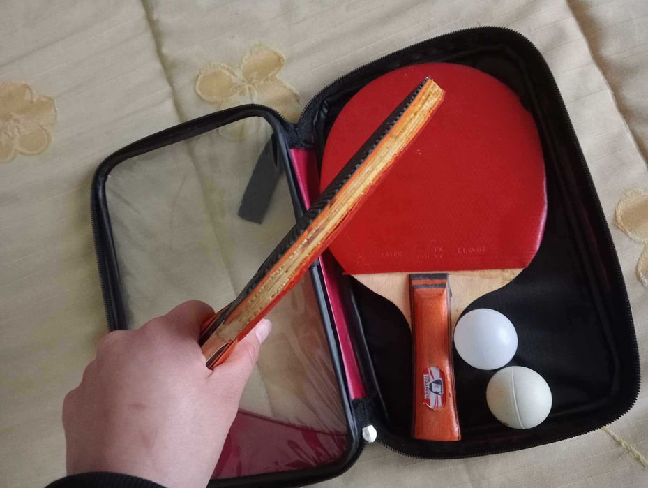 RQ_001 | Ping Pong Paddles + 2 Balls | Amateur | Lightly Used64752041823490122