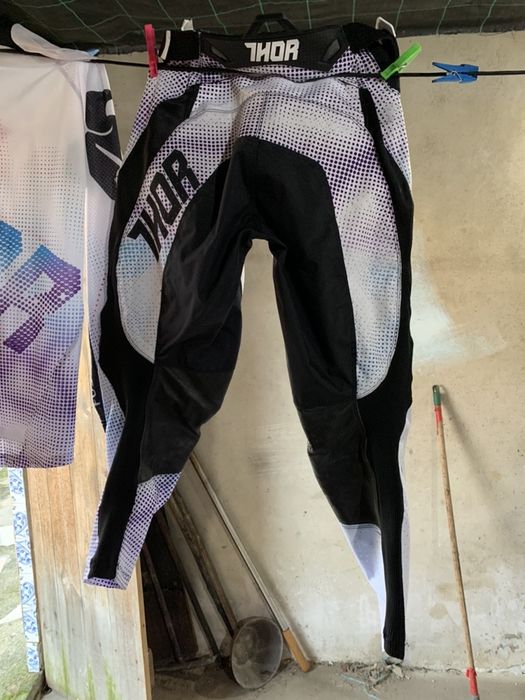 Fato de enduro THOR utilizado 2 vezes como novo