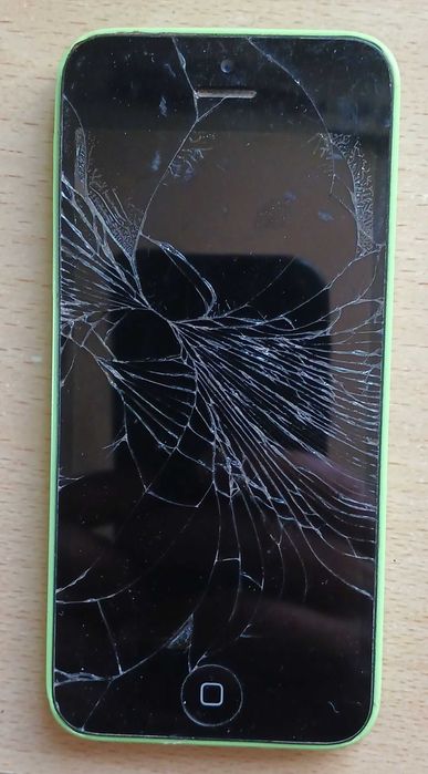 IPhone 5c на запчасти