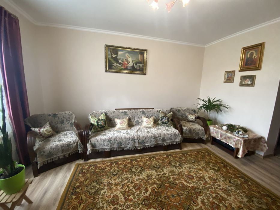 Продам півособняк в центральні частині міста 74м2