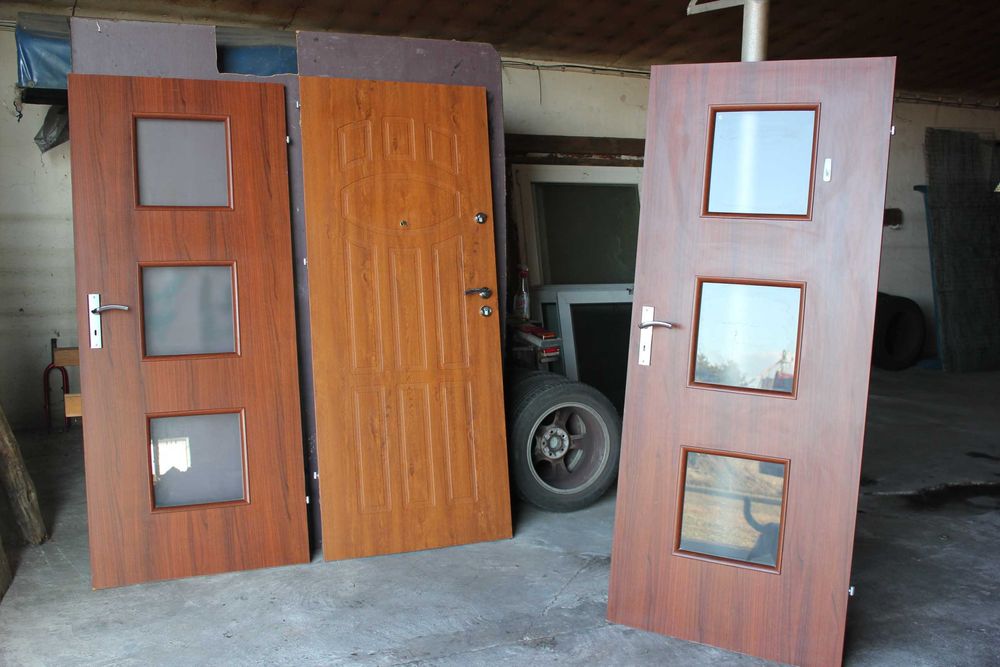 Drzwi wewnątrzklatkowe 90