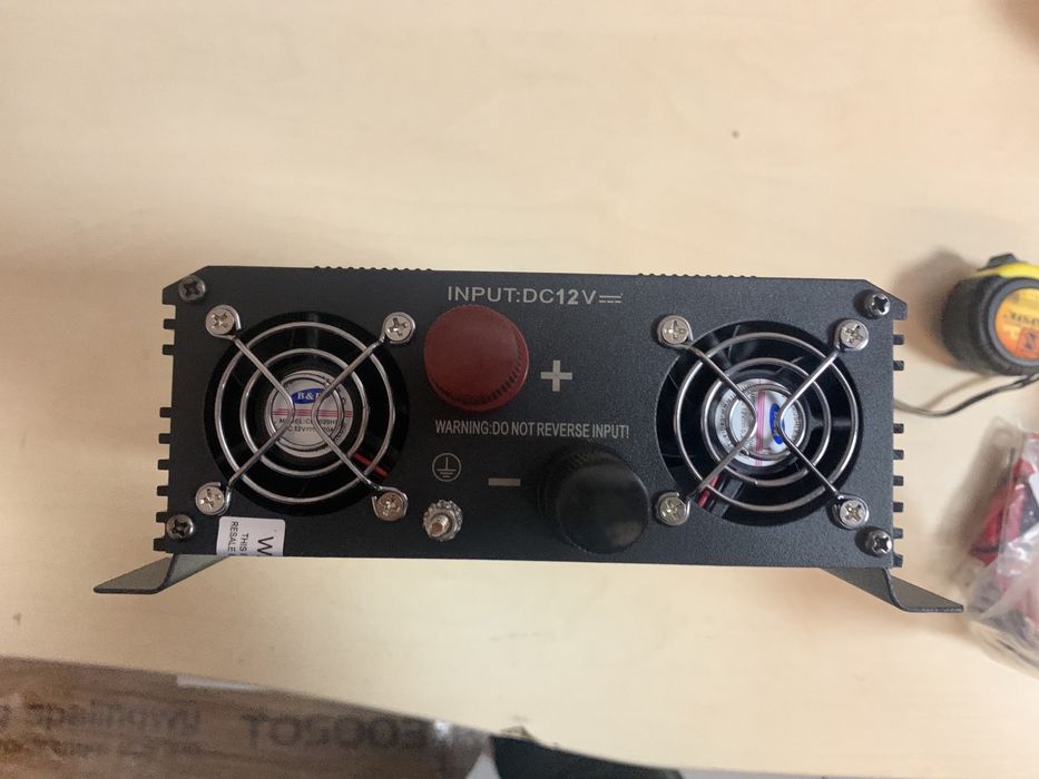 Інвертор напруги з модифікованою синусоїдою, 3200W, 12/220V - 1600W