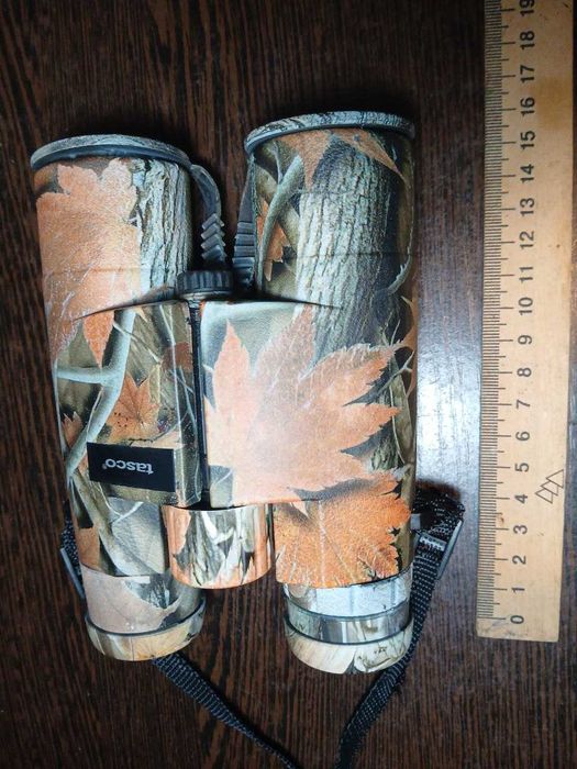 Бінокль армійський польовий Tasco 25x35