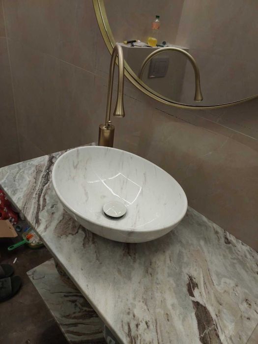 Столешница из камня (мрамор, кварцит, гранит)
