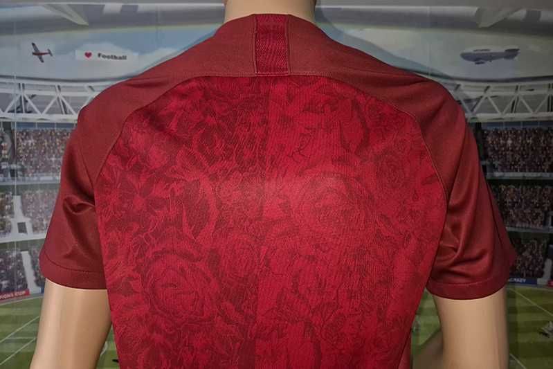 Anglia – The F.A. Nike DriFit 2019-20 away The Lionesses siz: M/L