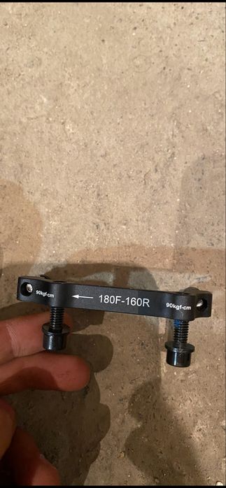 Адаптер дискових гальм Tektro 180F/160R to з болтами в комплекті