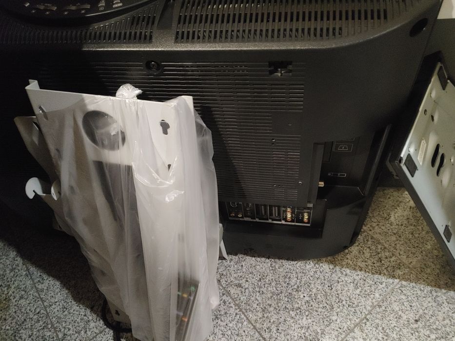 Sprzedam telewizor sony bravia 32 cale KDL-32D3000 + uchwyt RZESZÓW
