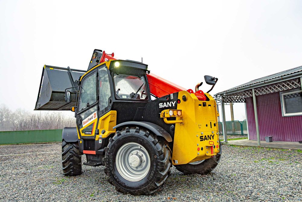 Телескопічний навантажувач Sany STH742 2025 (7м, 4.2т.)