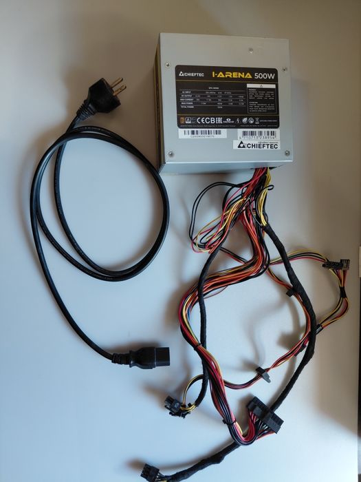 Продам блок живлення  Chieftec I-ARENA 500W