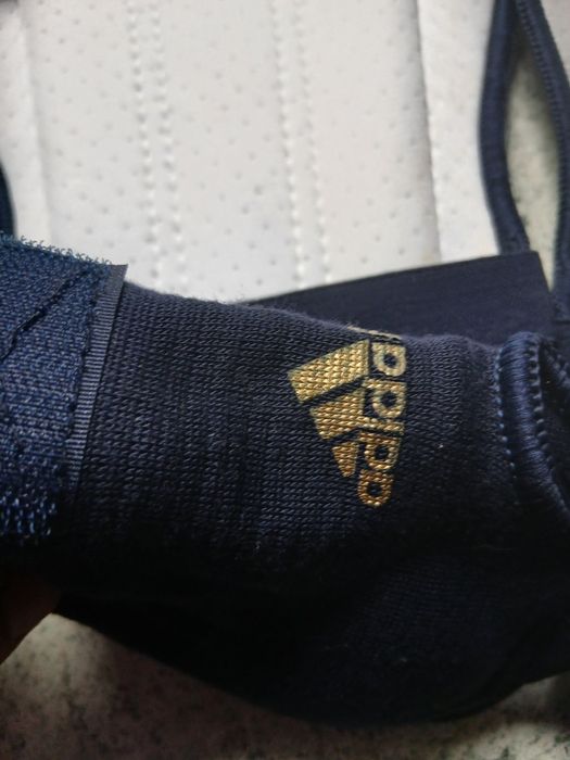 Захист Щитки футбольні adidas. Нові.