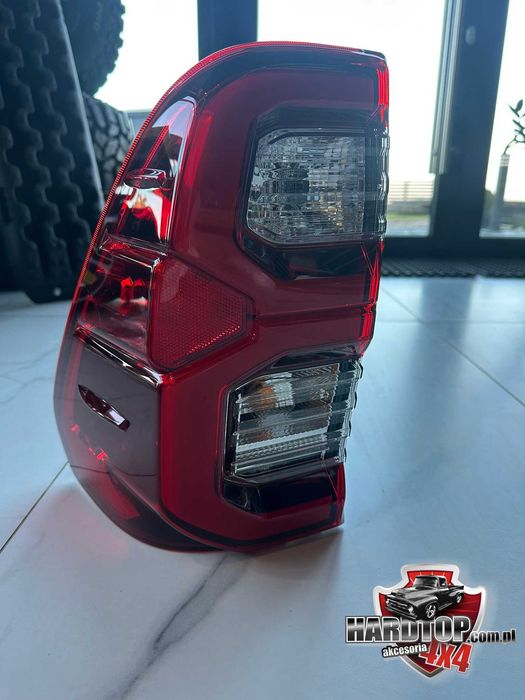 Lampa Oryginalna LEWA Tylna oświetlenie tył TOYOTA HILUX (2015+)