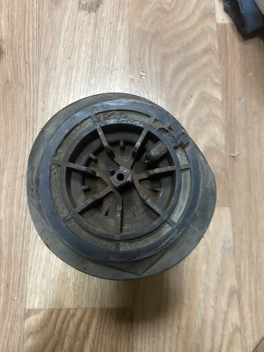 Пеевмоподушка Сітроен Гранд Пікассо С4