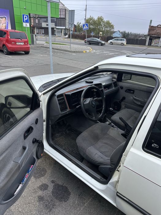 Форд сиера универсал 1.6