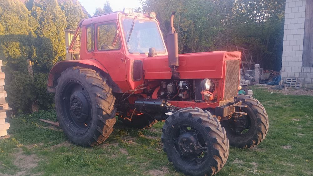 Ciągnik MTZ Belarus 82
