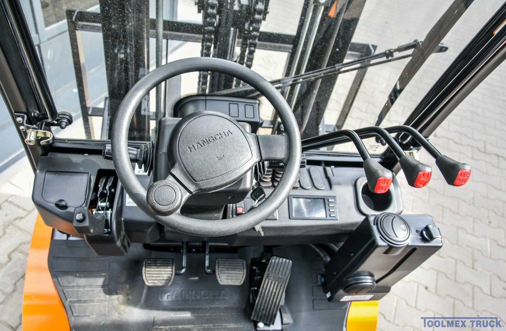 Wózek Widłowy LPG Hangcha CPYD25 z kabiną