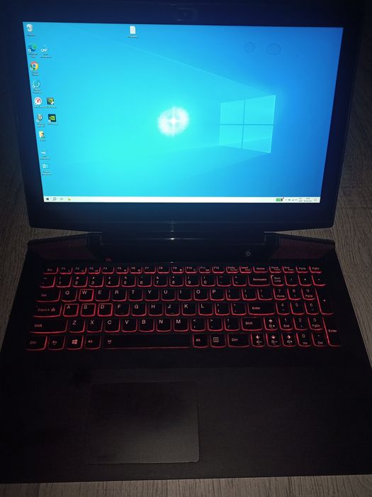 LENOVO Y700-15ISK (ЗВУК ШИКАРНИЙ)