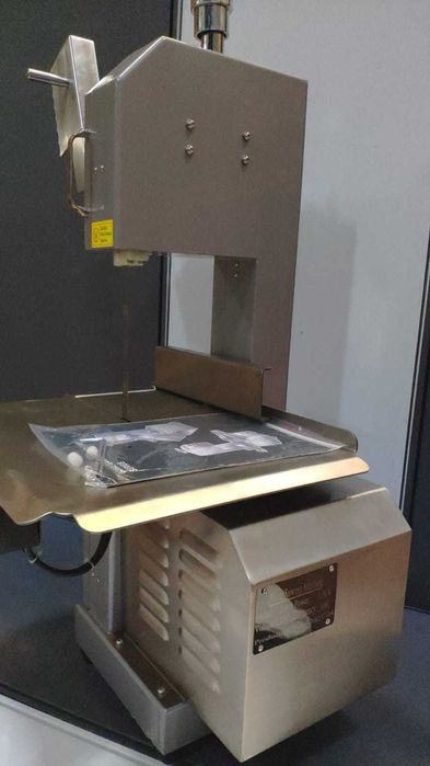 Serra Ossos/Carnes/Congelados Novo