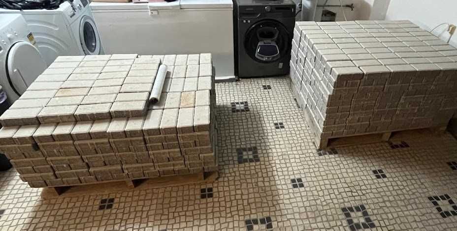 Blocos de Pavê Holanda Branco – Novos, 70m² (cerca de 3.500 unidades)