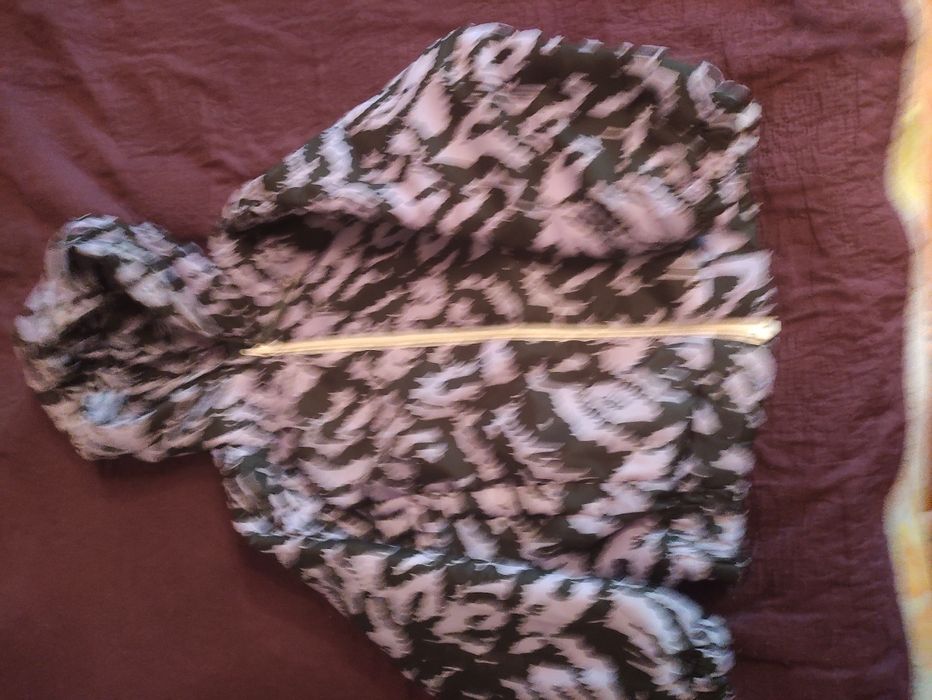 Куртка дитяча цвітна